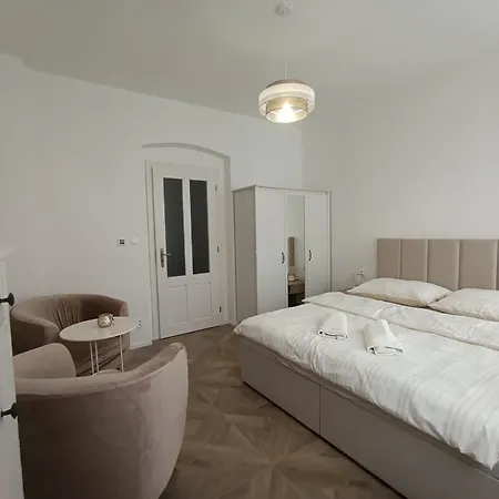Rezidence Valcha Apartment